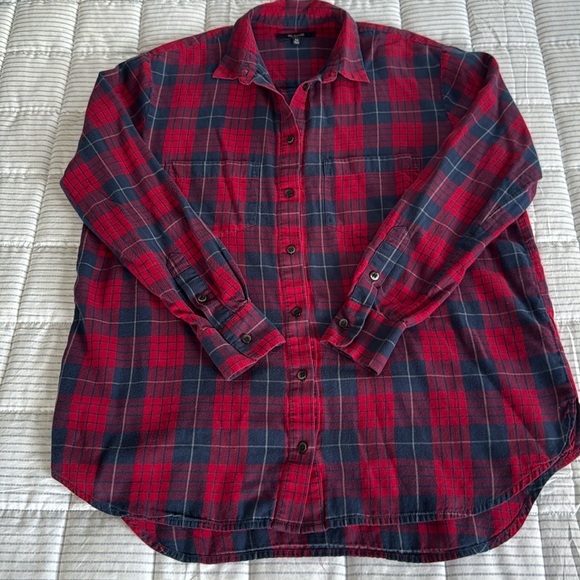 🧢Madewell Edina red/navy plaid button down shirt. Size XS. - Picture 2 of 9
